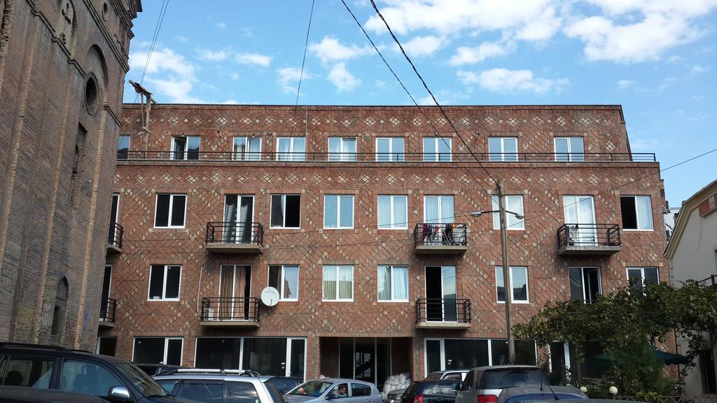 Hotel Feri Tbiliszi Kültér fotó