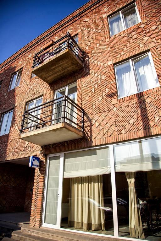 Hotel Feri Tbiliszi Kültér fotó