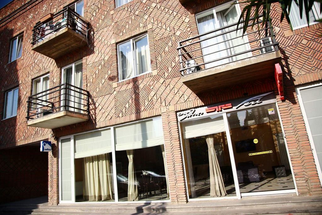 Hotel Feri Tbiliszi Kültér fotó